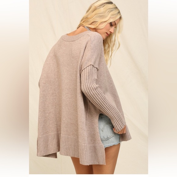 NWT KYE MI SOFT RAGLAN SLEEVE VNECK SWEATER - Picture 6 of 10